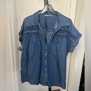 Elegant Blue Button Down Denim Shirt